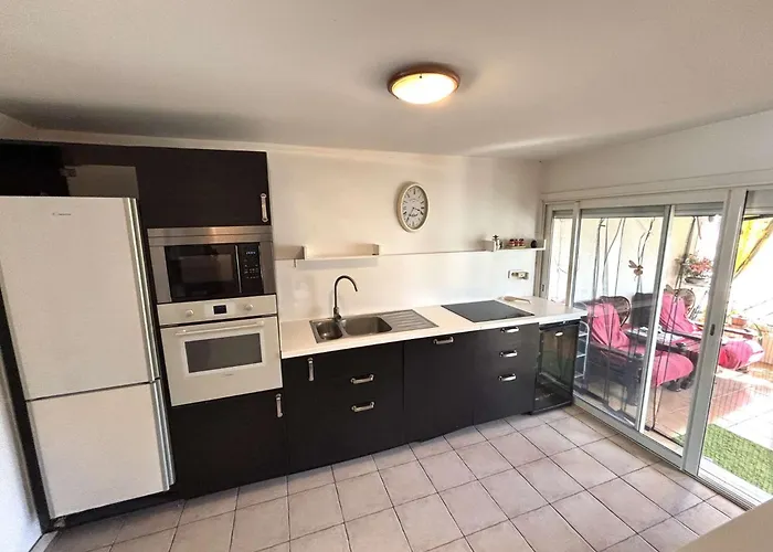 Maison 8 Couchages - La Nouvelle - Pn000-048