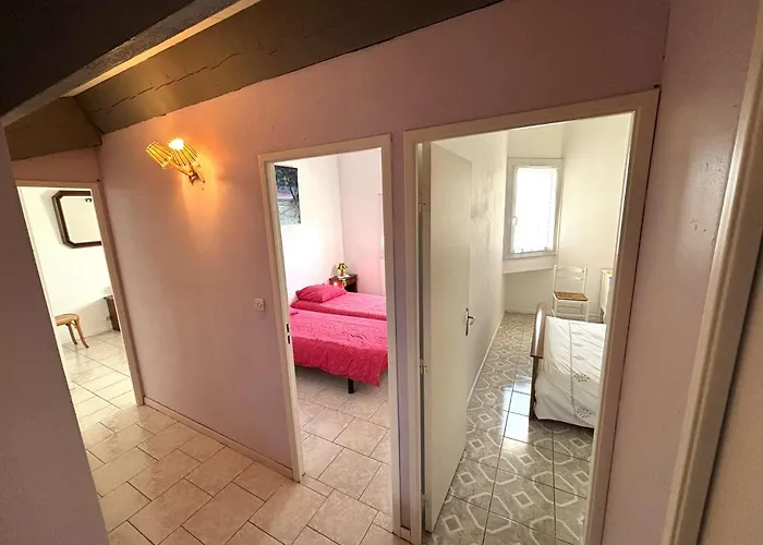 Maison 8 Couchages - La Nouvelle - Pn000-048 *